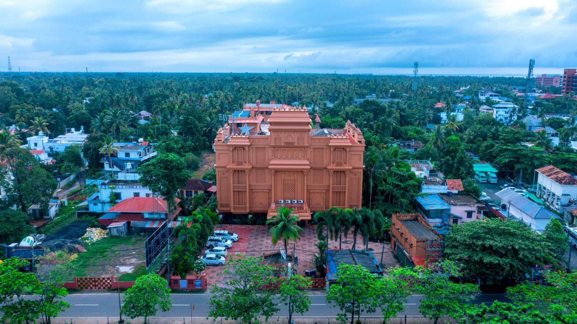 Haveli Backwater Resort Alappuzha Екстериор снимка