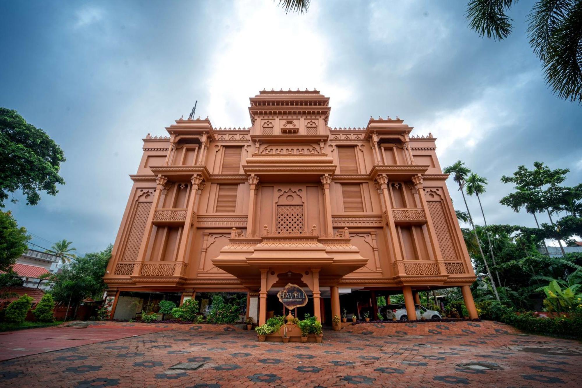 Haveli Backwater Resort Alappuzha Екстериор снимка