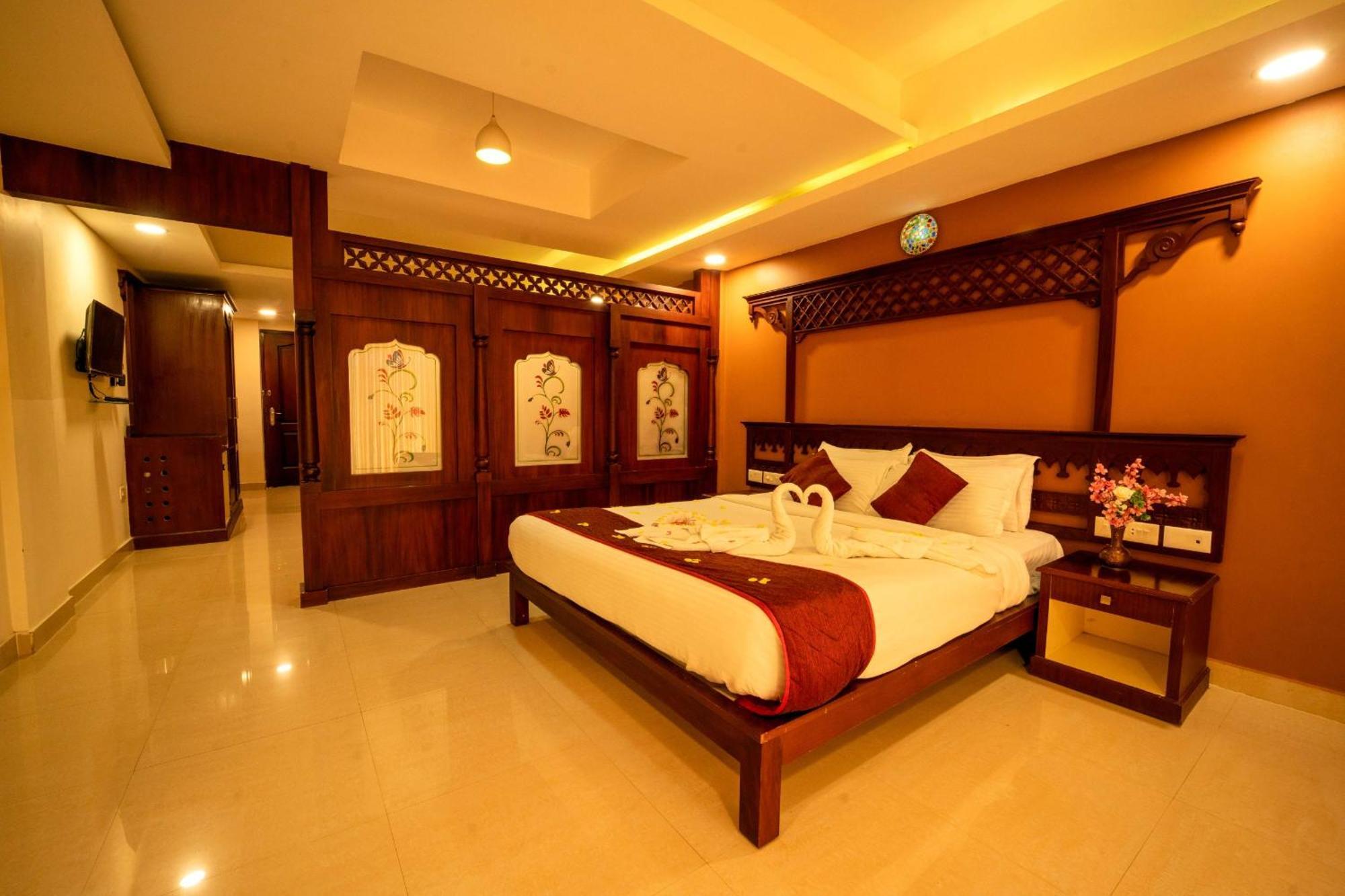 Haveli Backwater Resort Alappuzha Екстериор снимка